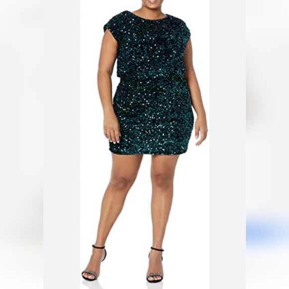 CITY CHIC Sequin Party Dress Emerald Green & Black Mini Cap Sleeve Size 20 NWT - Picture 6 of 6